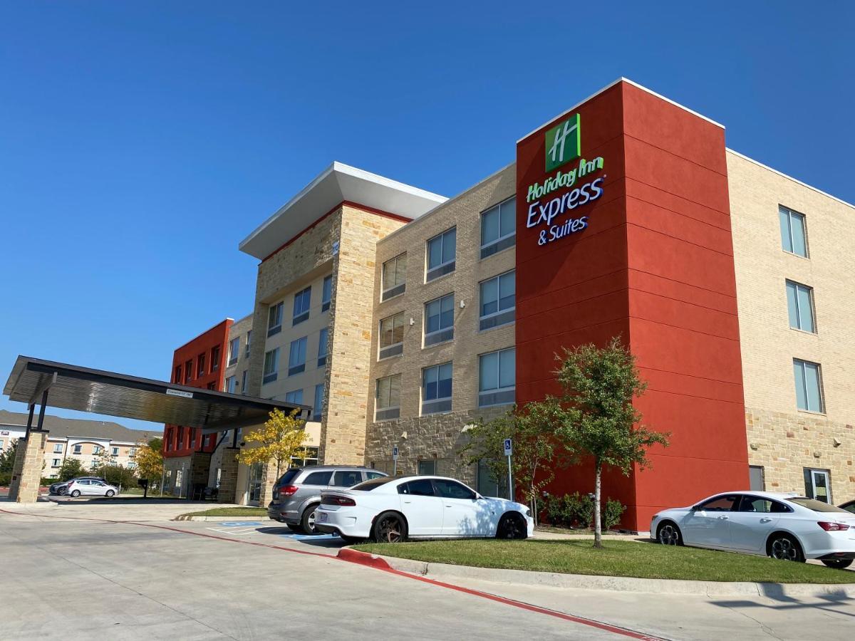 Holiday Inn Express & Suites - Forney By Ihg Екстериор снимка