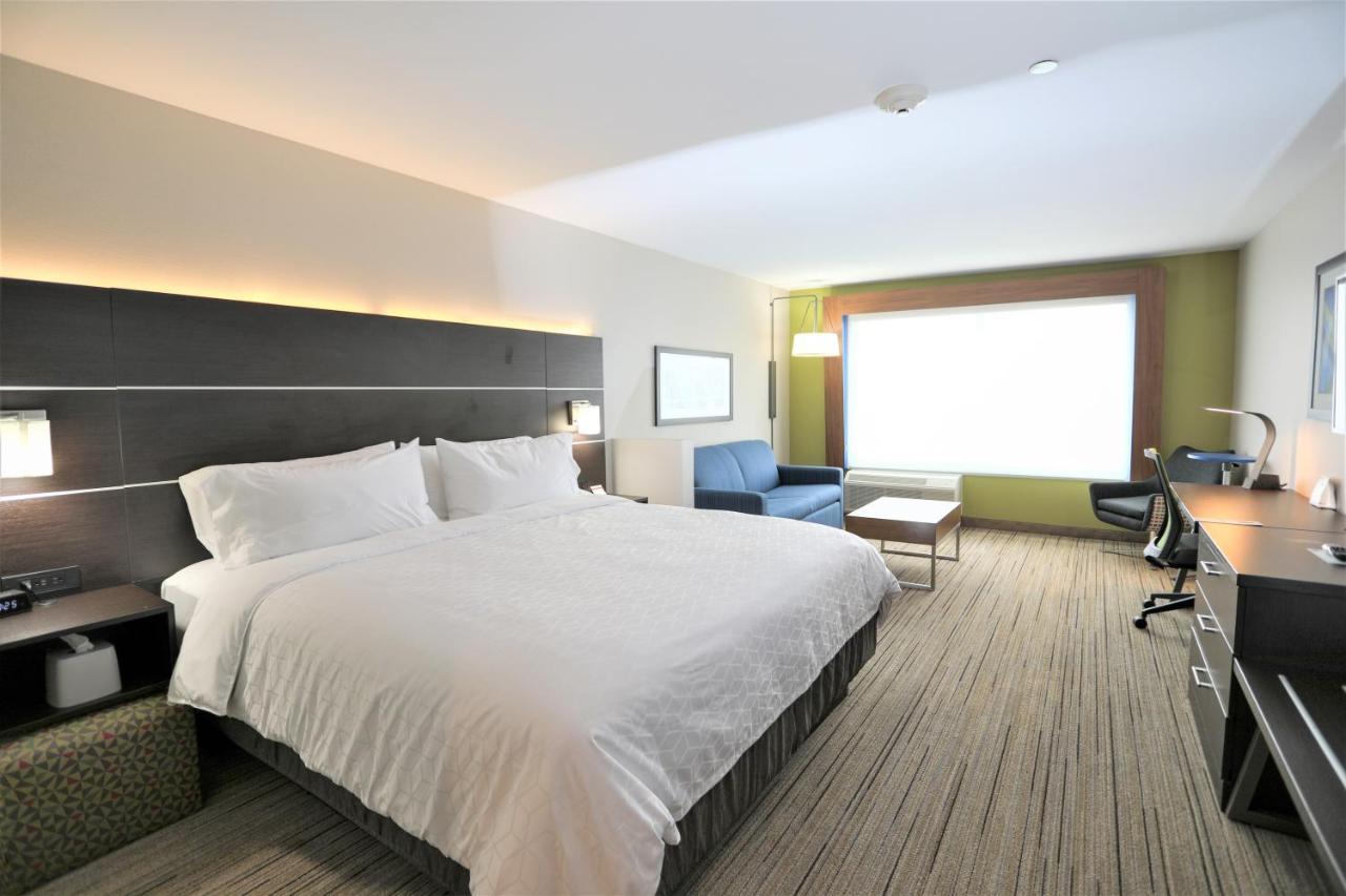 Holiday Inn Express & Suites - Forney By Ihg Екстериор снимка