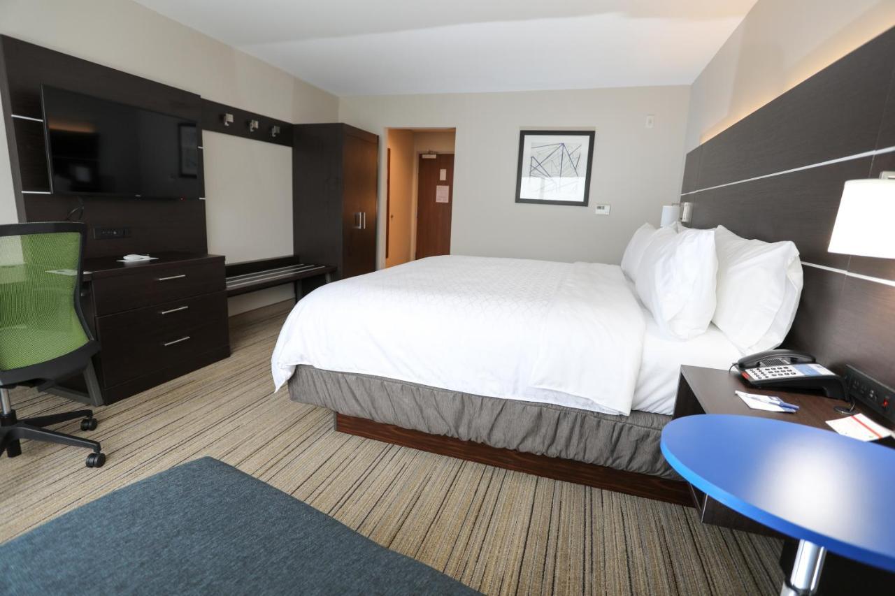 Holiday Inn Express & Suites - Forney By Ihg Екстериор снимка